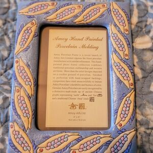 AMO Porcelain Frame with Blue and Gold Leaf Design